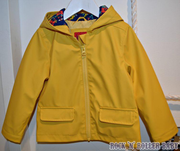 This little rain mac reminded me of feeding the ducks and boys with muddy knees! I LOVE it!
