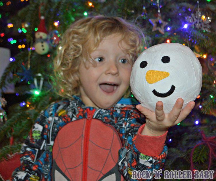 Snowman pass the parcel - £4!